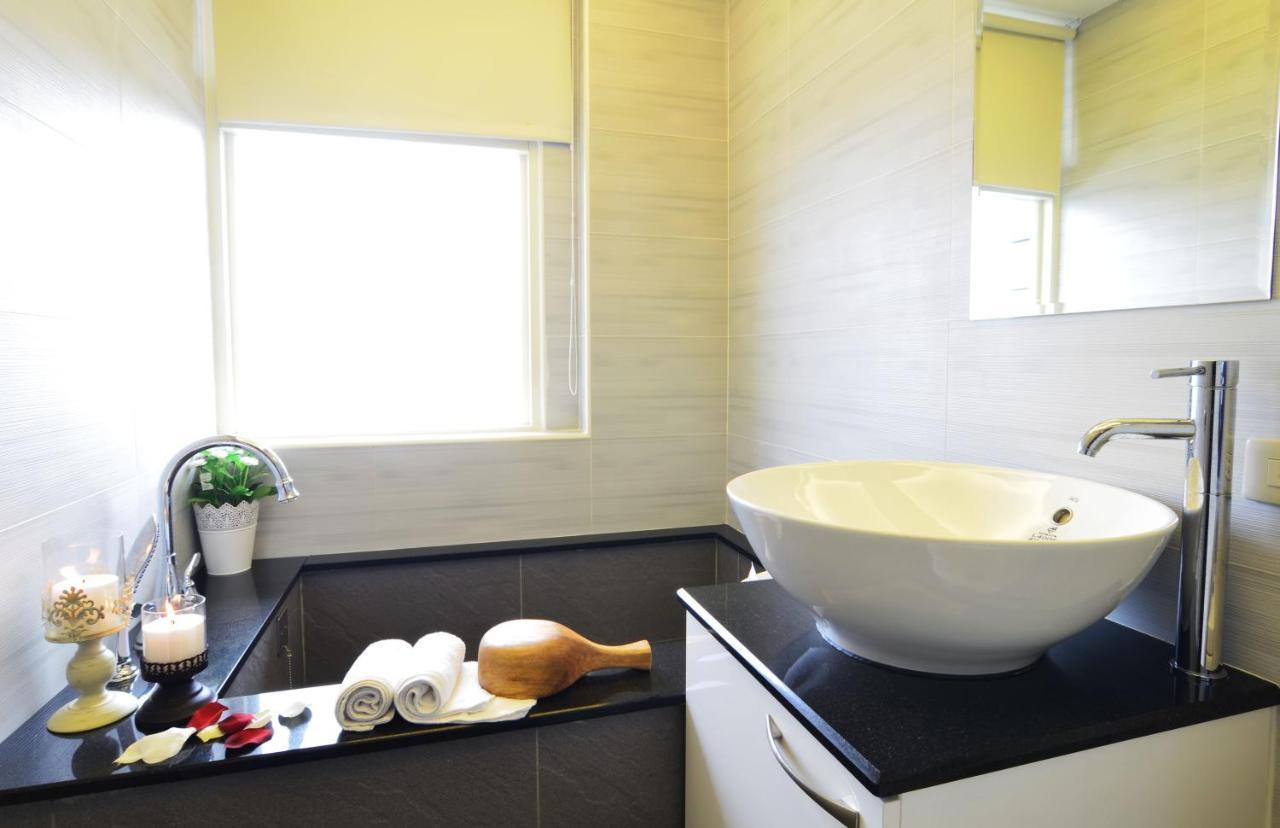 לינה וארוחת בוקר ג'יאושי Yunju House מראה חיצוני תמונה