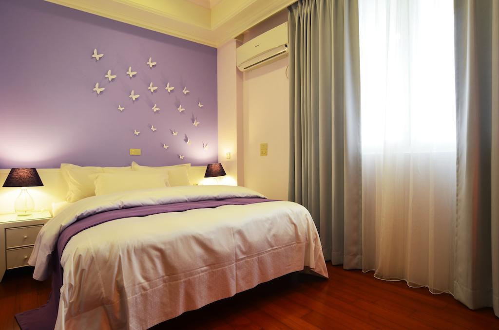 לינה וארוחת בוקר ג'יאושי Yunju House חדר תמונה